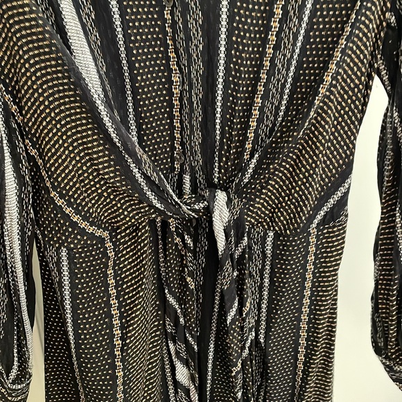 Dress - Picture 4 of 5